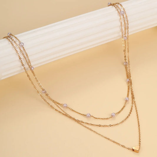 Élégance - collection of delicate and refined necklaces